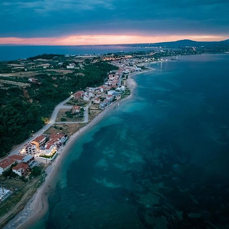 Azzurro E Verde By Rentalspro - Nea Potidaia Halkidiki Неа-Потидеа Экстерьер фото